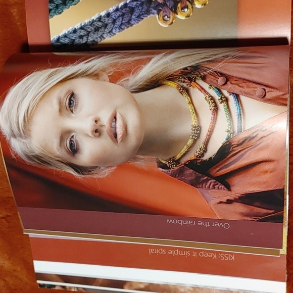 💚Betsey Beads book - Picture 8 of 12